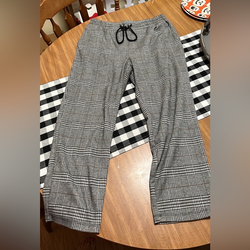 Plaid universal threads target pants